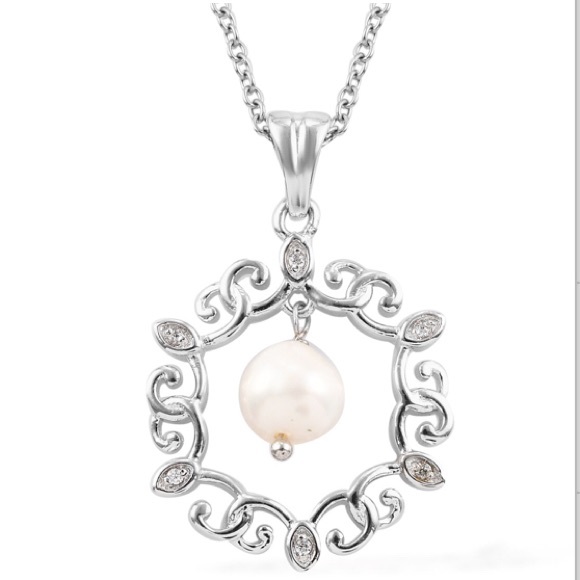 Jewelry - Simulated Diamond & Freshwater Pearl Necklace